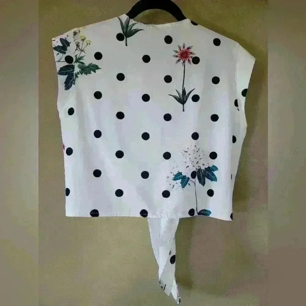 SHEIN | White Sleeveless Tie-Front Blouse, Size M - Picture 3 of 6
